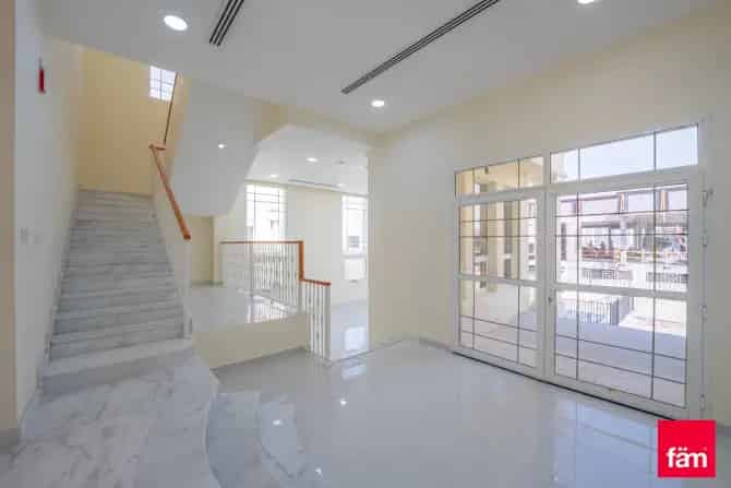 5 Bed Villa To Rent in Al Furjan West