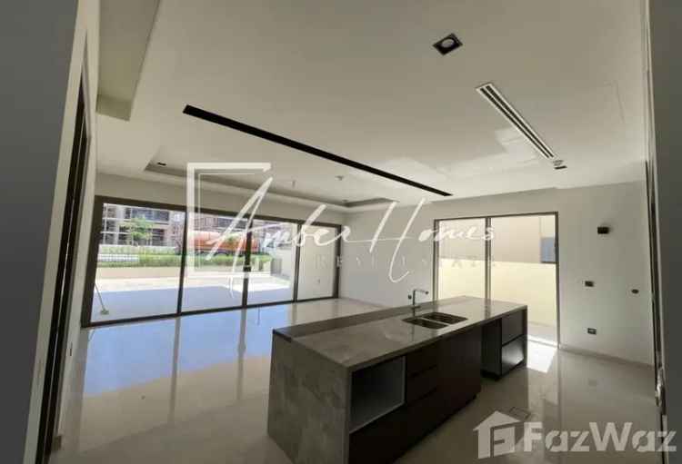 4 Bedroom Villa for sale at Golf Place 1