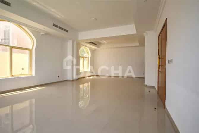 5 Bed Villa To Rent in Al Barsha 2