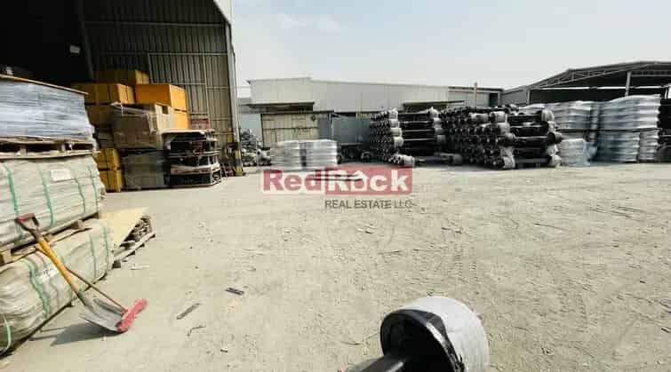 Warehouse for Rent in Ras Al Khor Industrial 2 Dubai with Open Space