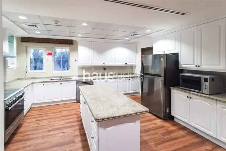 4 Bedroom Villa To Rent