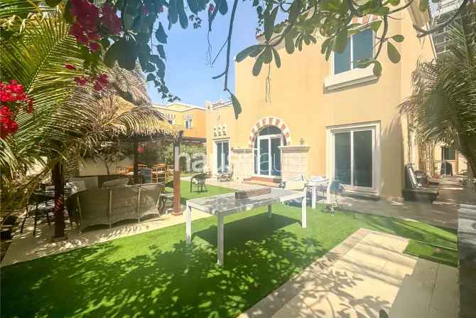 5 Bed Villa For Sale in Estella Village