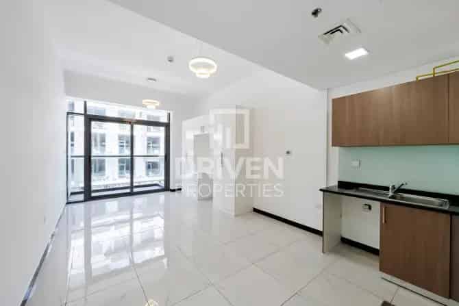 Studio Apartment To Rent in Crystal Residence