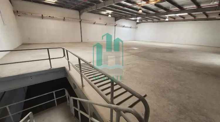 10710 Sq.Ft. Warehouse  for Rent in Al Quoz, Dubai