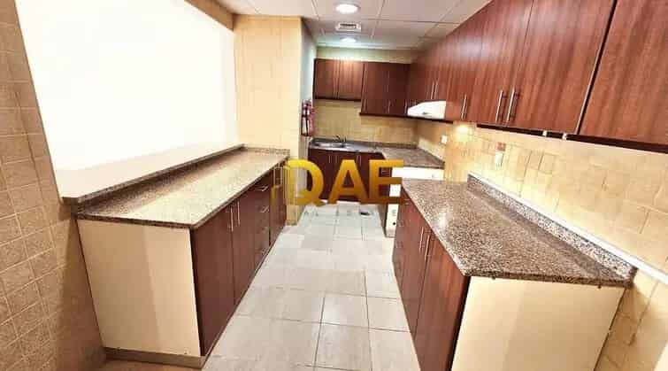 2 Bedroom Apartment for Rent in Al Quoz 2 with Community Amenities