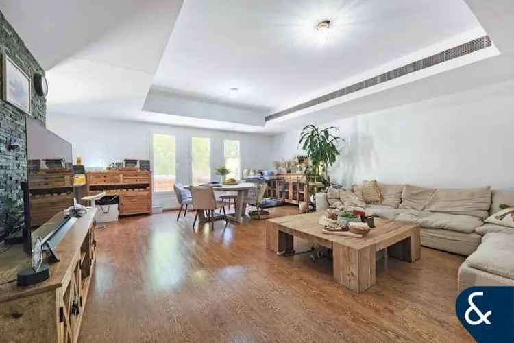 3 Bedroom Villa for Rent in Springs 6, Springs 6, The Springs.