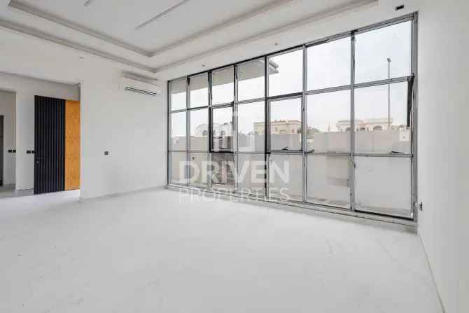5 Bed Villa To Rent in Al Quoz 1