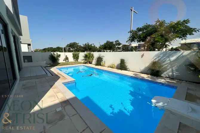 4 Bed Villa To Rent in Sidra 1