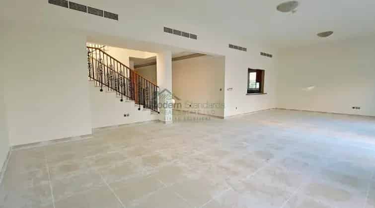 Rent 3 Bedroom Apartment in Nad Al Sheba with Spacious Garden and Amenities