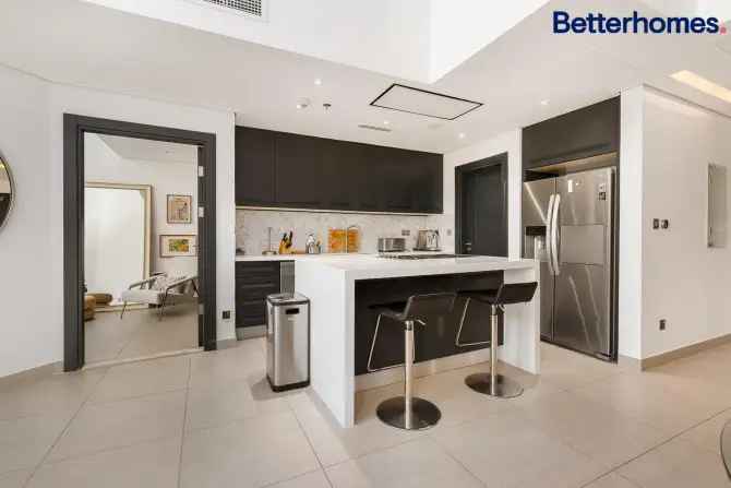 2 Bed Apartment For Sale in Jumeirah Heights