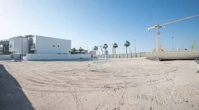 Land for Sale in Jumeirah Dubai Ideal for a Private Villa