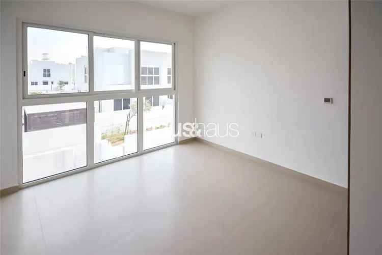 3 Bedroom Townhouse To Rent