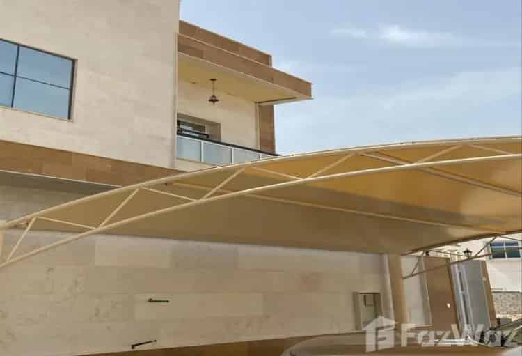 Buy Villa in Al Yasmeen 5 Bedrooms with 6 Bathrooms