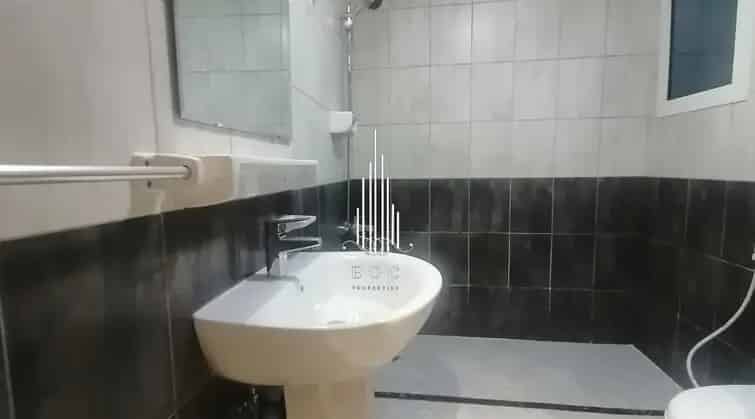 2 Bedroom Apartment for Rent in Hamdan Street Abu Dhabi with Modern Amenities