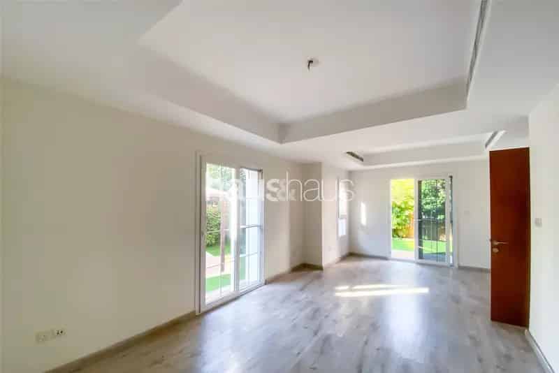 3 Bedroom Villa To Rent