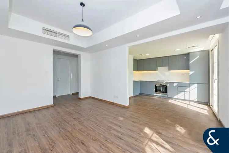 2 Bedroom Villa for Sale in Springs 3, Springs 3, The Springs.