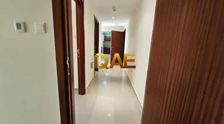 Rent 2 Bedroom Apartment in Al Quoz Dubai with Community Amenities