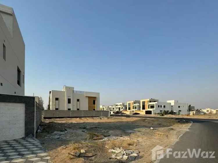 Al Yasmine corner land in a prime location opposite Al Yasmine Mall