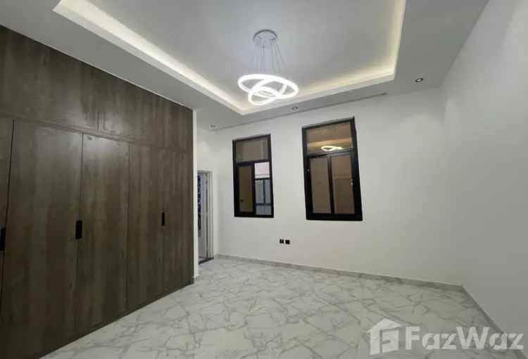 Buy Villa in Al Yasmeen with 5 Bedrooms and 8 Bathrooms