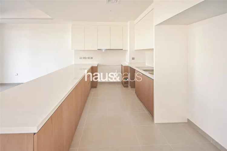4 Bedroom Villa To Rent