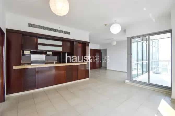 3 Bed Apartment To Rent in The Residences 8