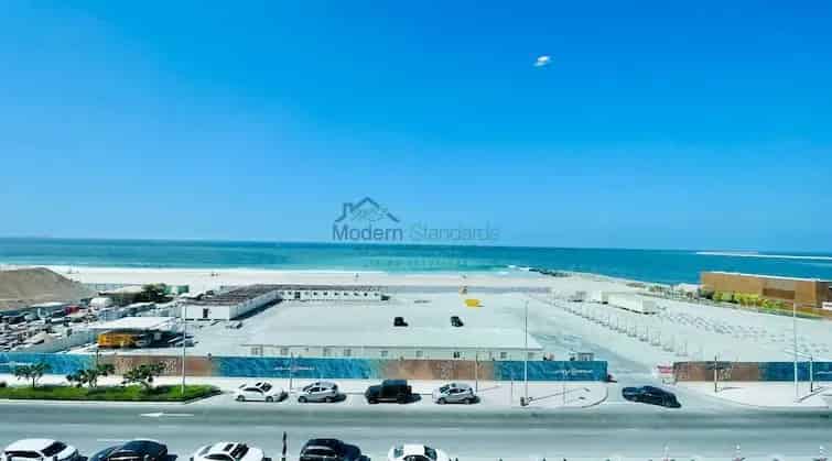 Rent 1 Bedroom Apartment in Jumeirah Beach Residence with Sea Views