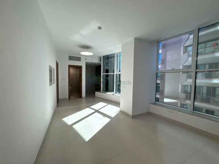 Rent Spacious Apartment Close to Metro in DXB Tower Sheikh Zayed Road