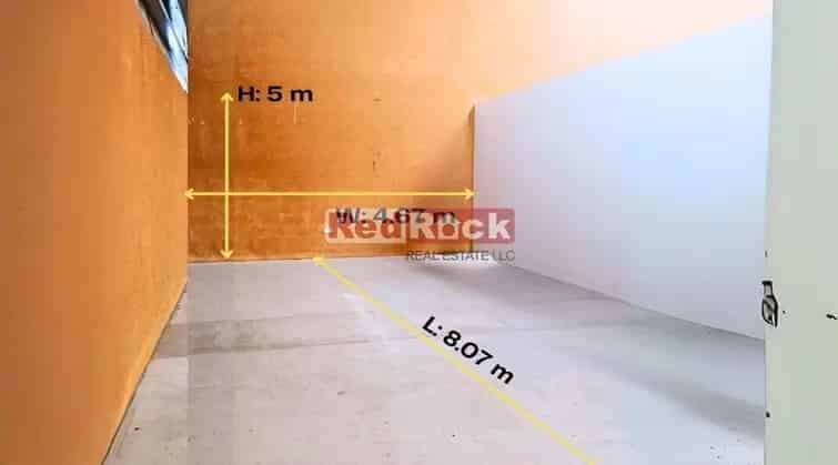 Rent Warehouse in Ras Al Khor Industrial 2 with Storage Features