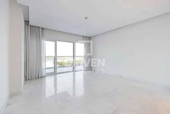 2 Bed Apartment For Sale in One JBR
