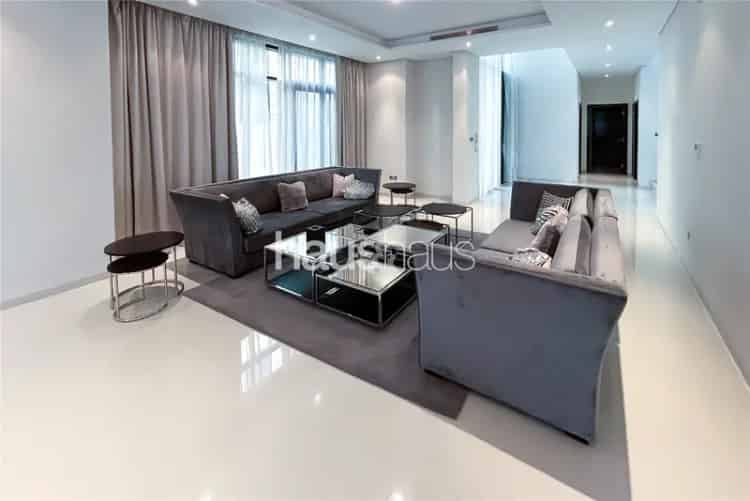 5 Bedroom Villa To Rent
