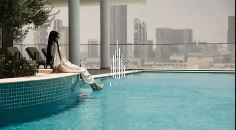 Buy 1 Bedroom Apartment in Shams Abu Dhabi with City View and Balcony