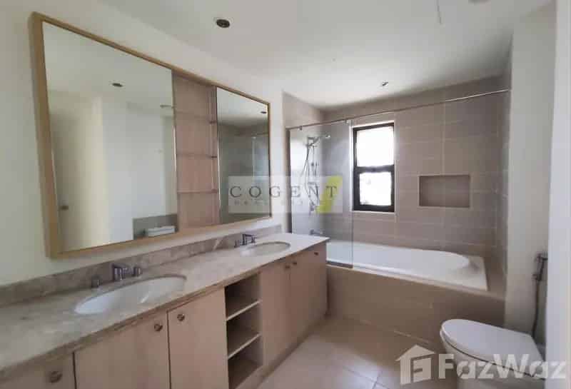 3 Bedroom Townhouse for sale at Mira Oasis 2