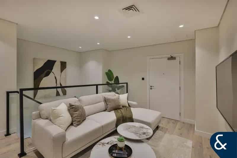 2 Bedroom Duplex for Sale in Marina Heights, Dubai Marina.