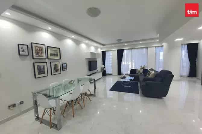 1 Bed Apartment For Sale in Dubai Arch Tower