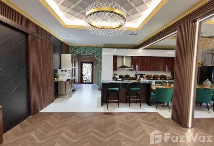 Buy 5 Bedroom Villa in Al Sabkha with Spacious Design