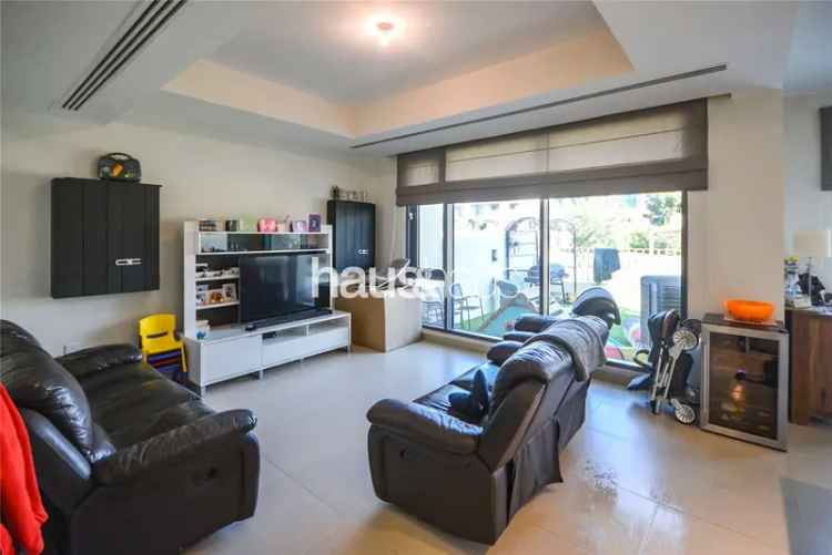 5 Bedroom Townhouse For Sale