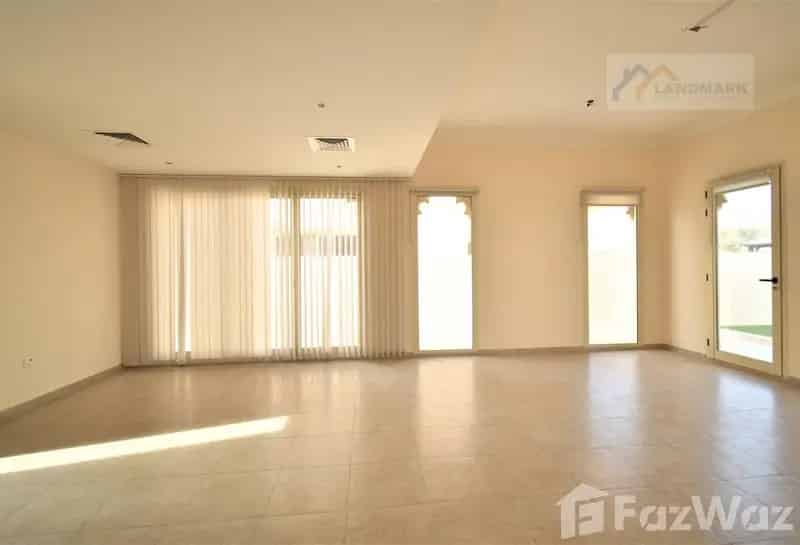 4 Bedroom Apartment for sale at Al Hamra Village Villas