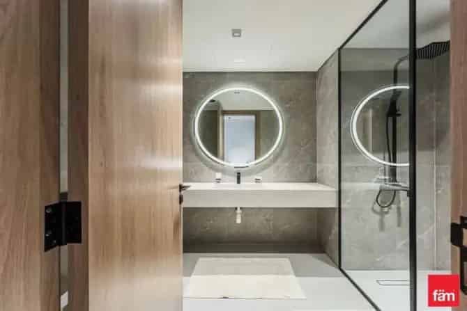 3 Bed Apartment For Sale in The 100