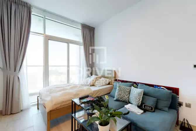 Studio Apartment For Sale in Studio One