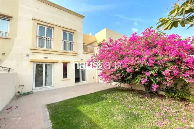 2 Bed Villa To Rent in Springs 4