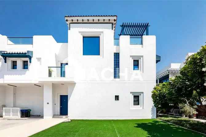4 Bed Townhouse To Rent in Palma Residences