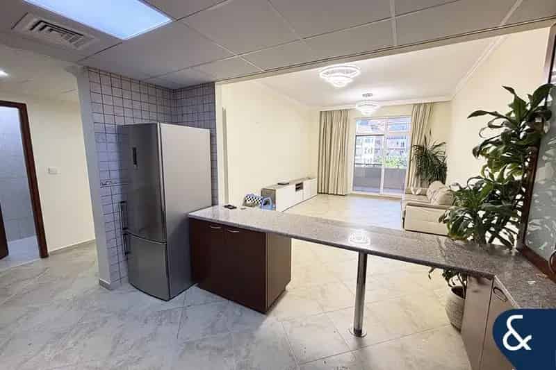 2 Bedroom Apartment for Rent in Bennett House, Motor City.