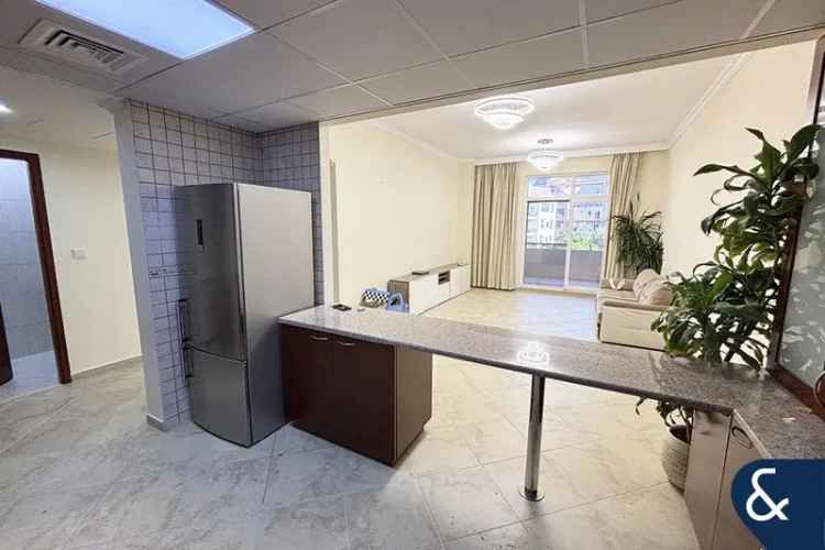 2 Bedroom Apartment for Rent in Bennett House, Motor City.