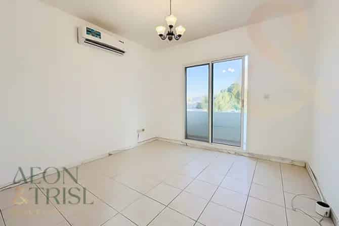 5 Bed Villa To Rent in Al Barsha 1