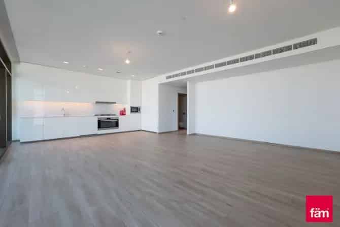 3 Bed Apartment For Sale in Palace Residences