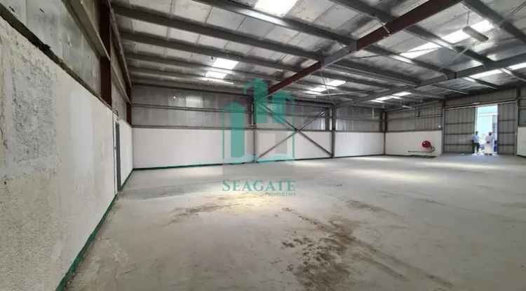 8000 Sq.Ft. Warehouse  for Rent in Al Quoz Industrial Area, Al Quoz, Dubai